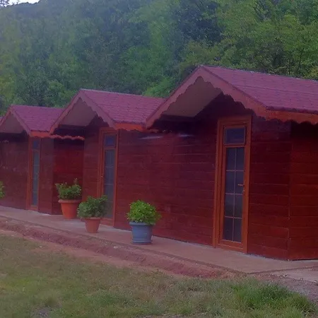 Κάμπινγκ Akarsu Camping *
